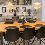 펜션 3 Bedroom Stunning In